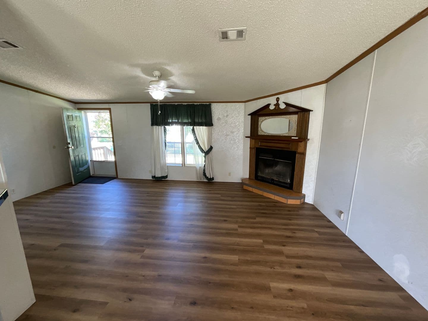 Marianna House: 4234 A Shamrock Road