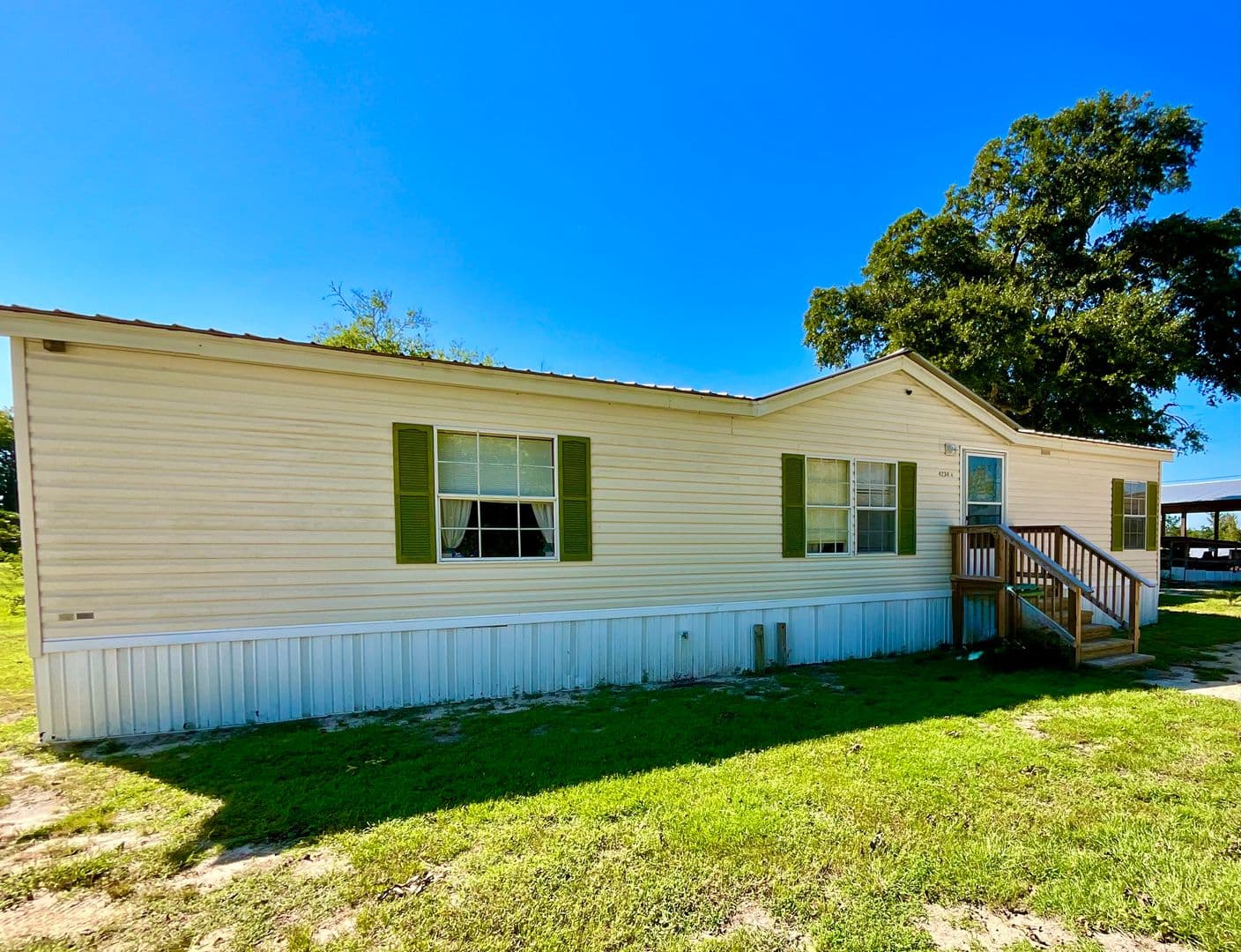 Marianna House: 4234 A Shamrock Road