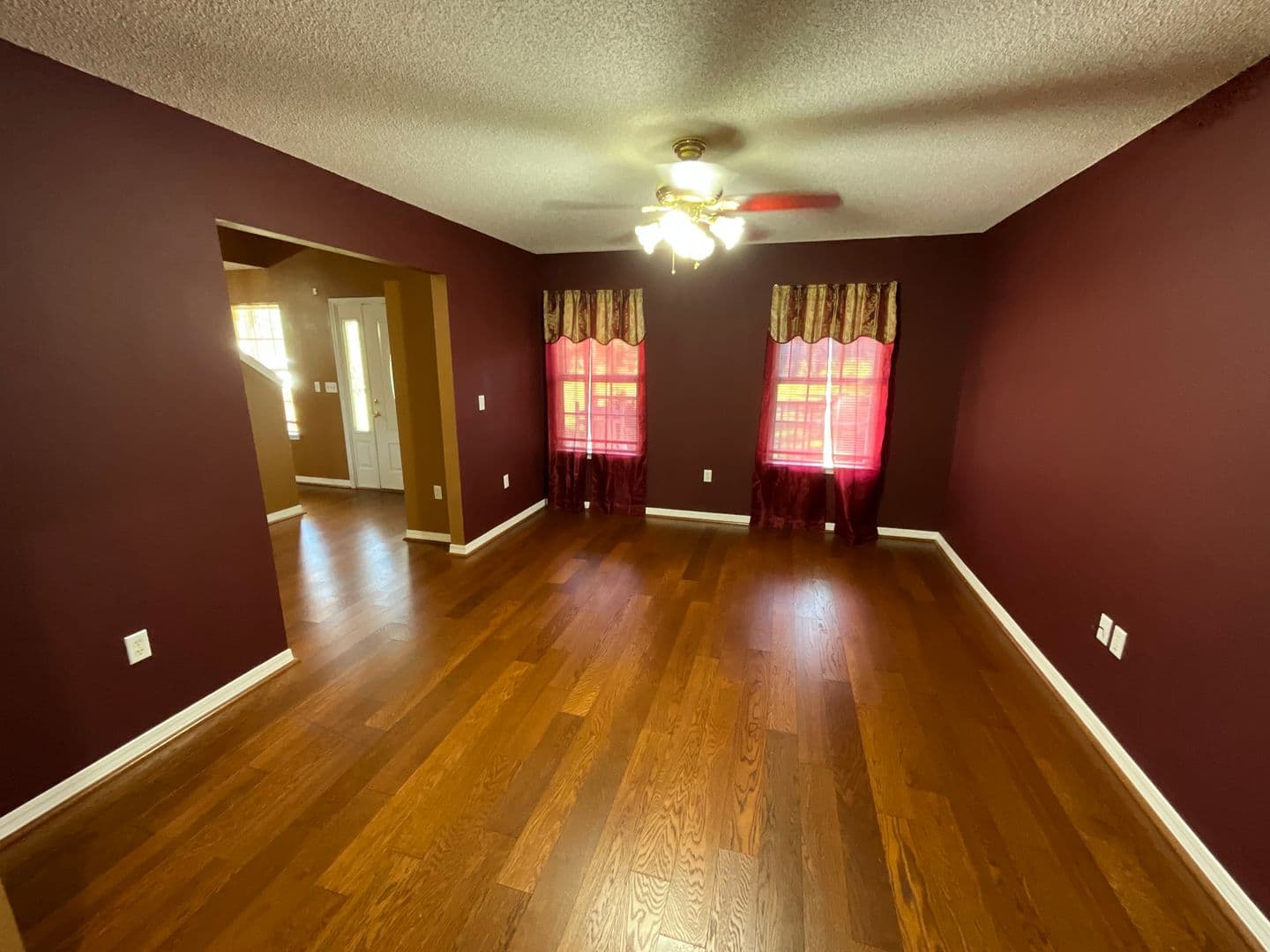 Marianna House: 3740 Skyview Rd