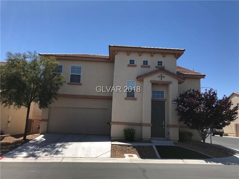 Las Vegas House: 127 Manor House Avenue