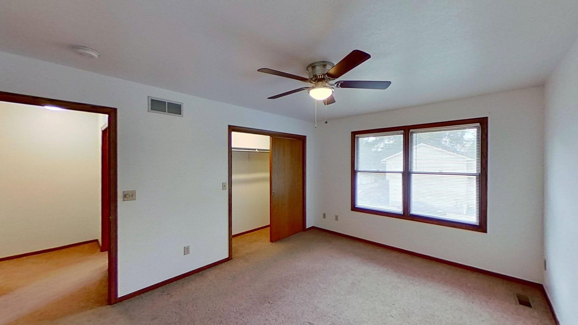 Des Moines Multiplex: 5103 Hickman Road