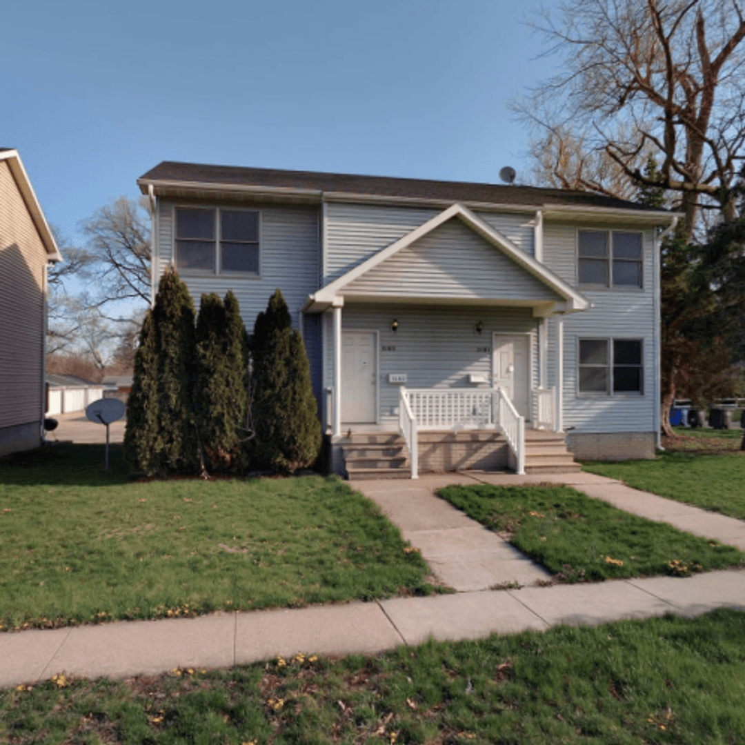 Des Moines Multiplex: 5103 Hickman Road