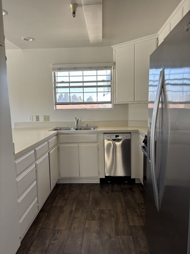 Santa Maria House: 2310 Central Park Dr.