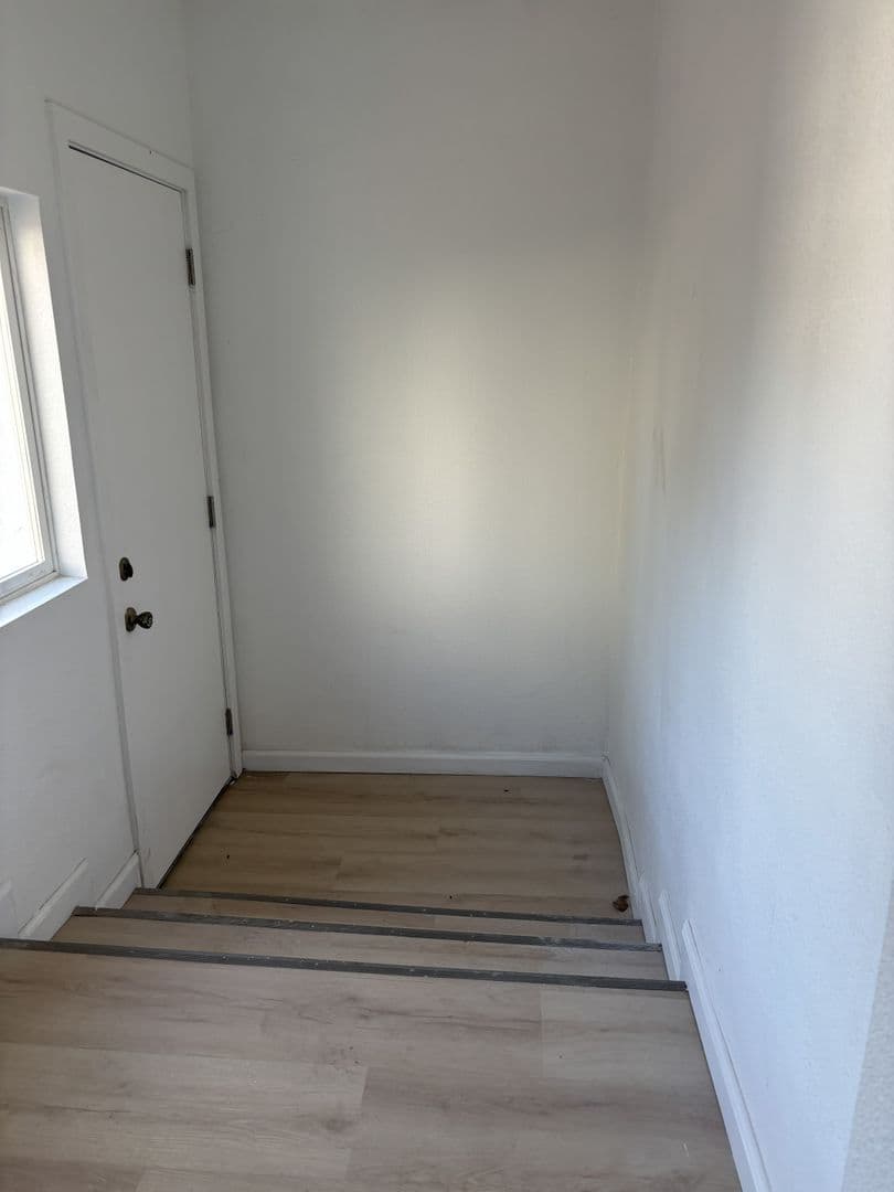 Santa Maria House: 218 Oak St. Unit A