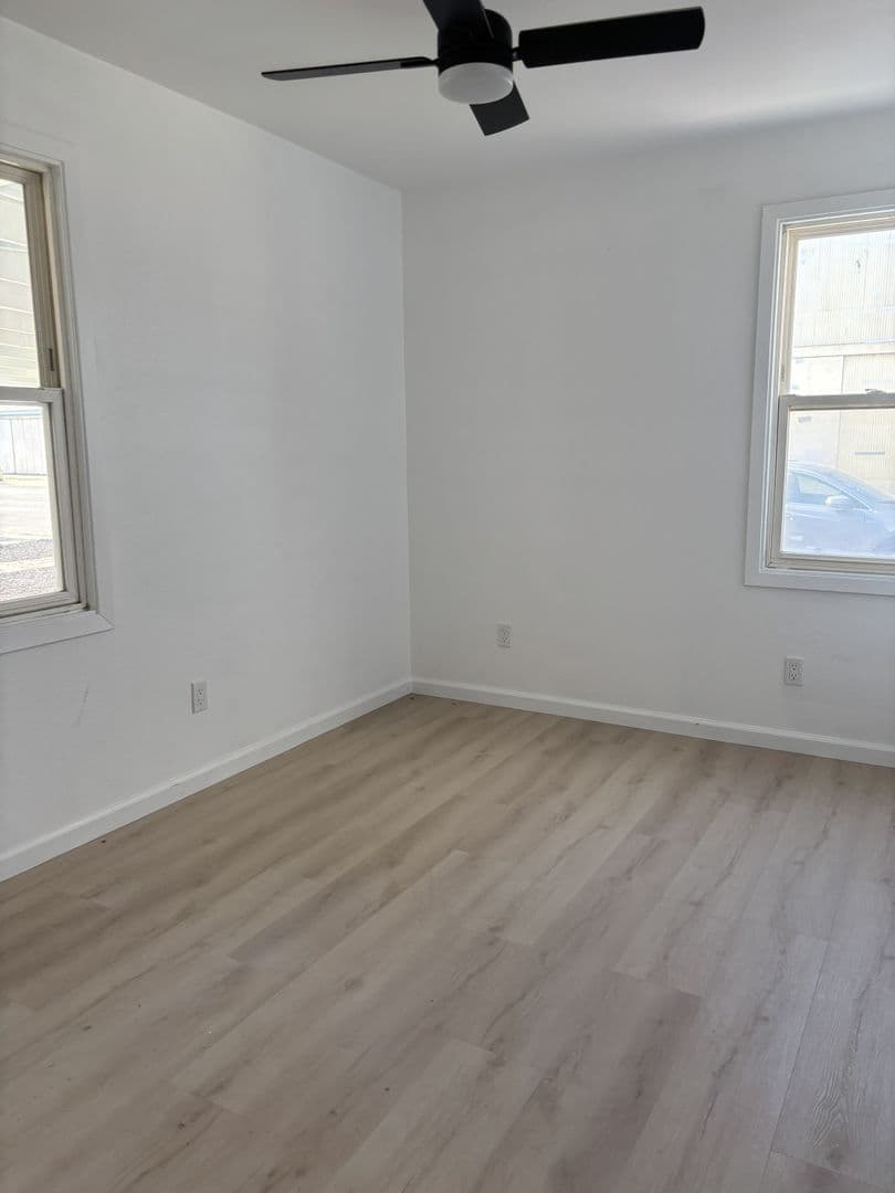 Santa Maria House: 218 Oak St. Unit A