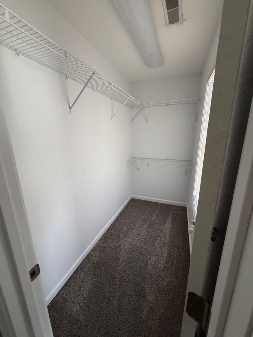 Benton Apartment: 305 Tara Court