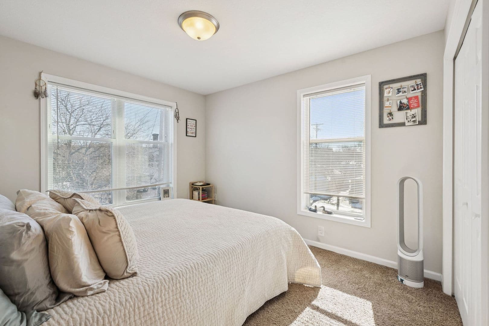 Minneapolis Apartment: 2449 Lyndale Ave S