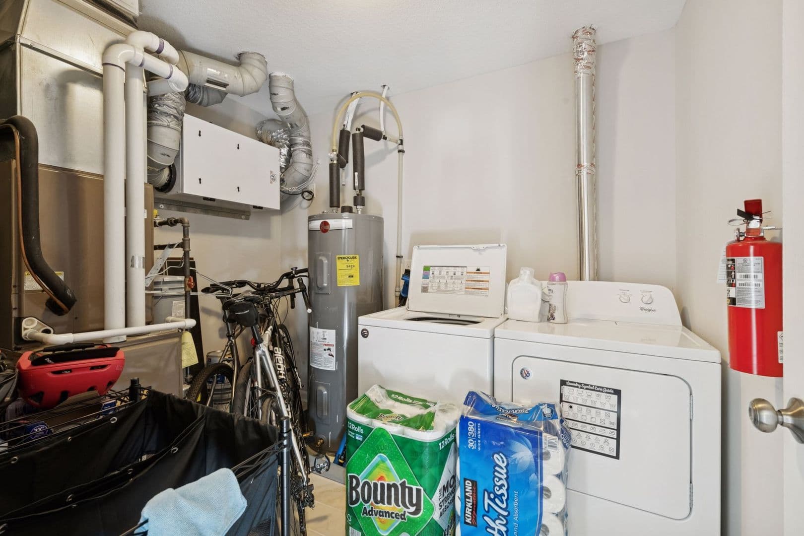 Minneapolis Apartment: 2449 Lyndale Ave S