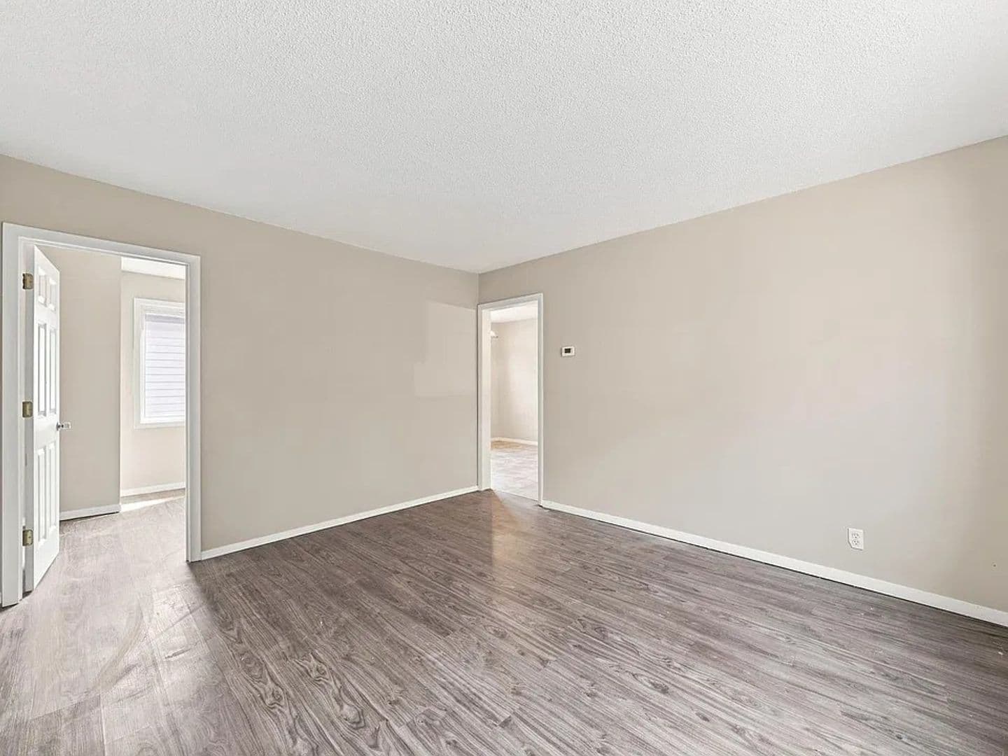 Minneapolis Apartment: 1622 Washington St NE