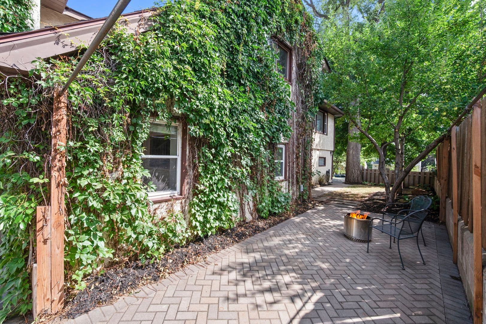 Minneapolis House: 5608 James Ave S