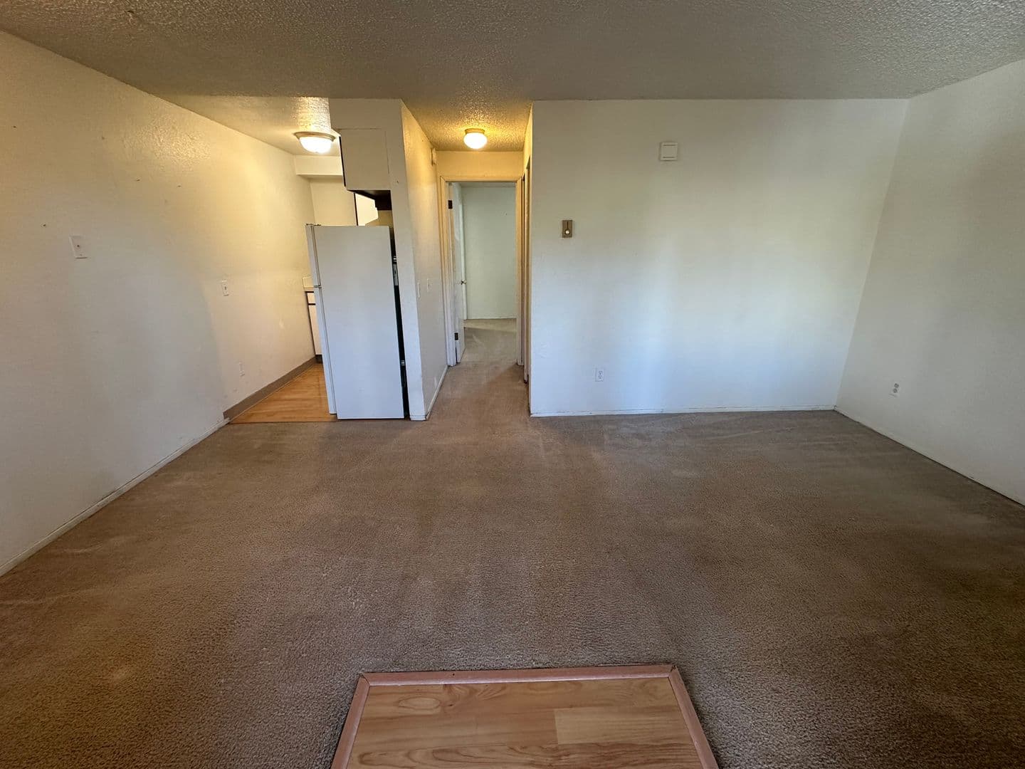 Burlington Apartment: Rio Vista Apartments - 500 - 514 Filbert Ln.