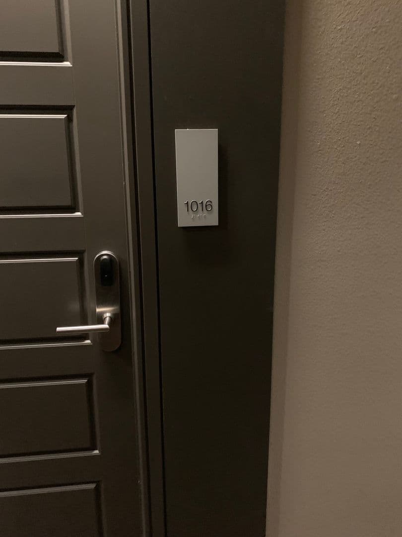 Austin Apartment: 214 Barton Springs Rd.