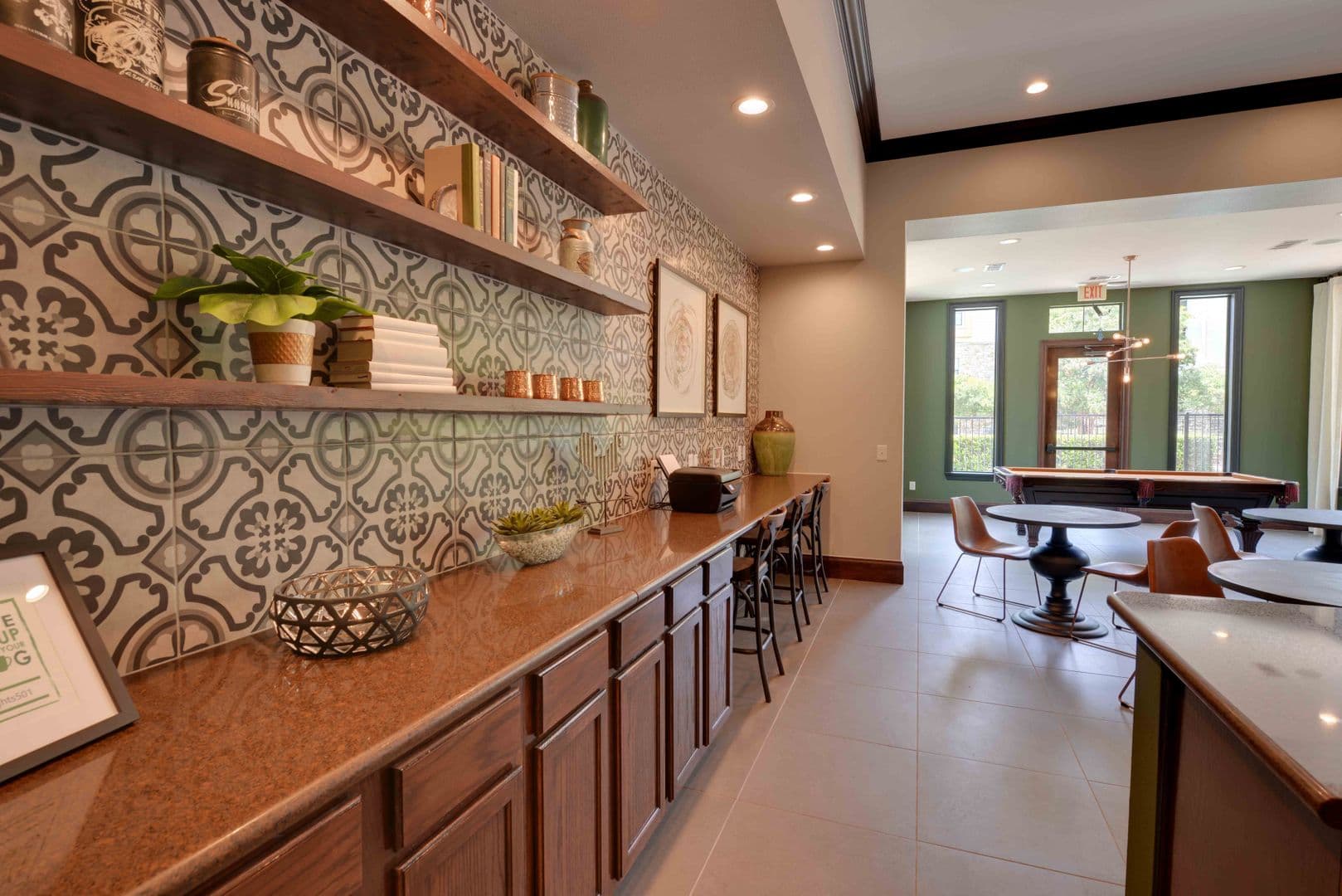 Austin Apartment: 501 E. Stassney Ln