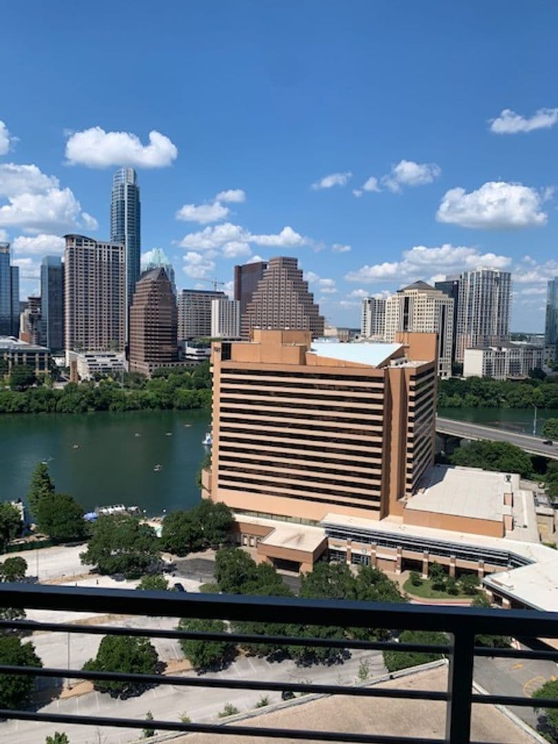 Austin Apartment: 214 Barton Springs Rd.