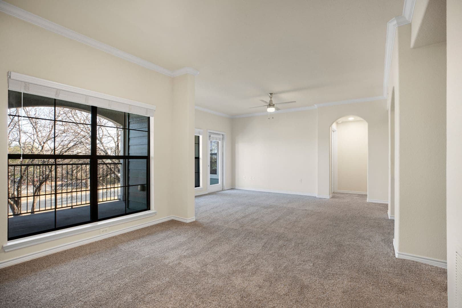 Austin Apartment: 501 E. Stassney Ln