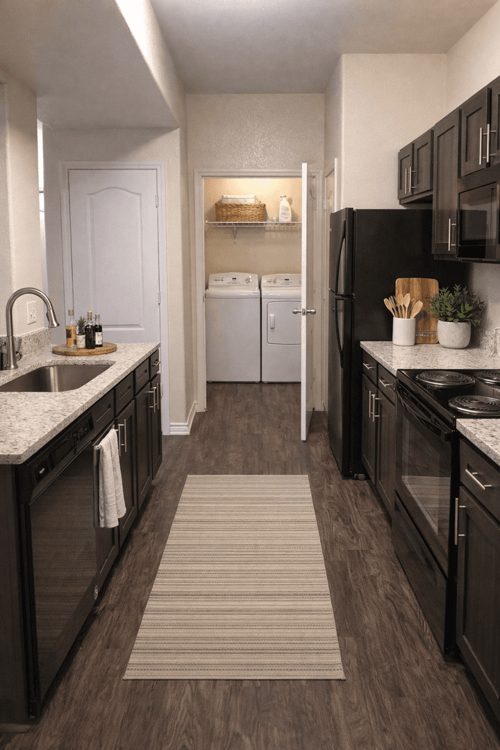 Austin Apartment: 501 E. Stassney Ln