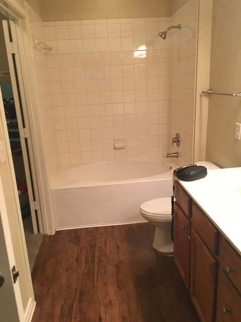 Austin Apartment: 12601 Bee Cave Pkwy