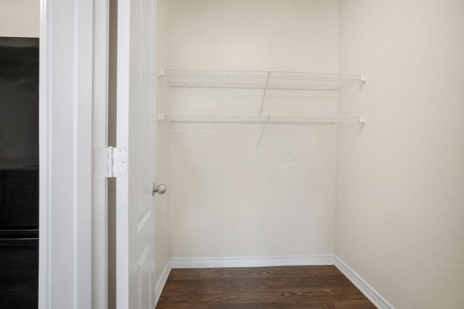 Austin Apartment: 501 E. Stassney Ln