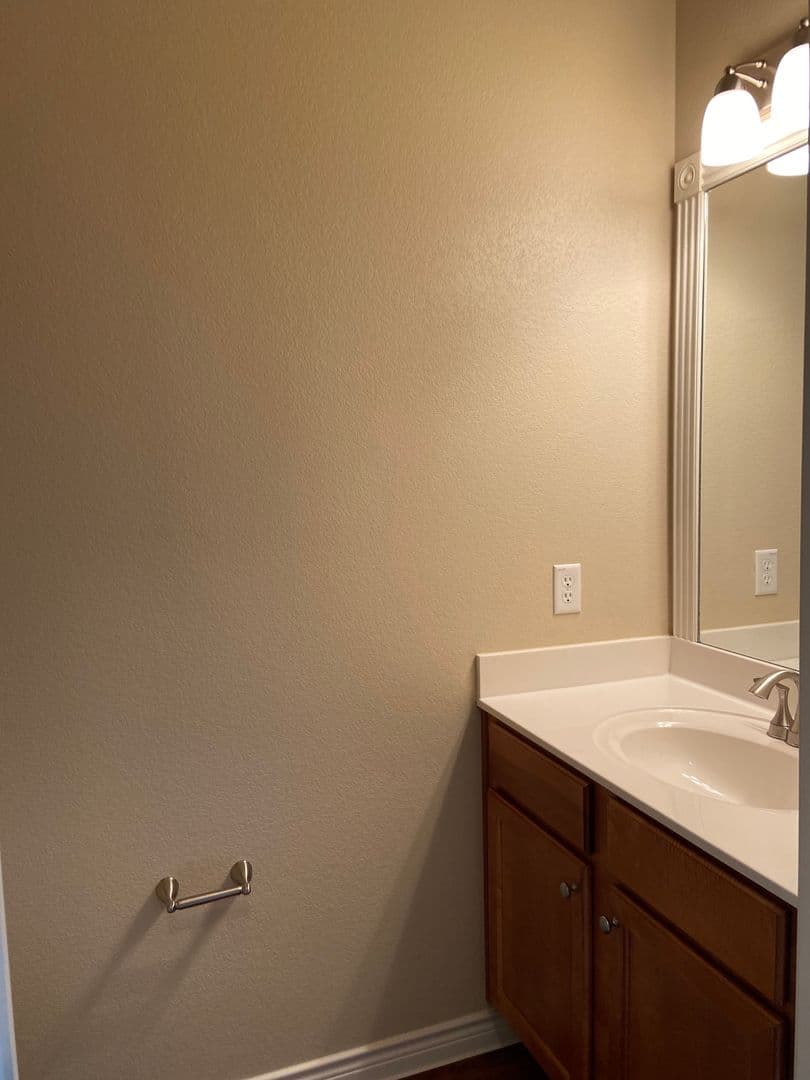 Austin Apartment: 12601 Bee Cave Pkwy