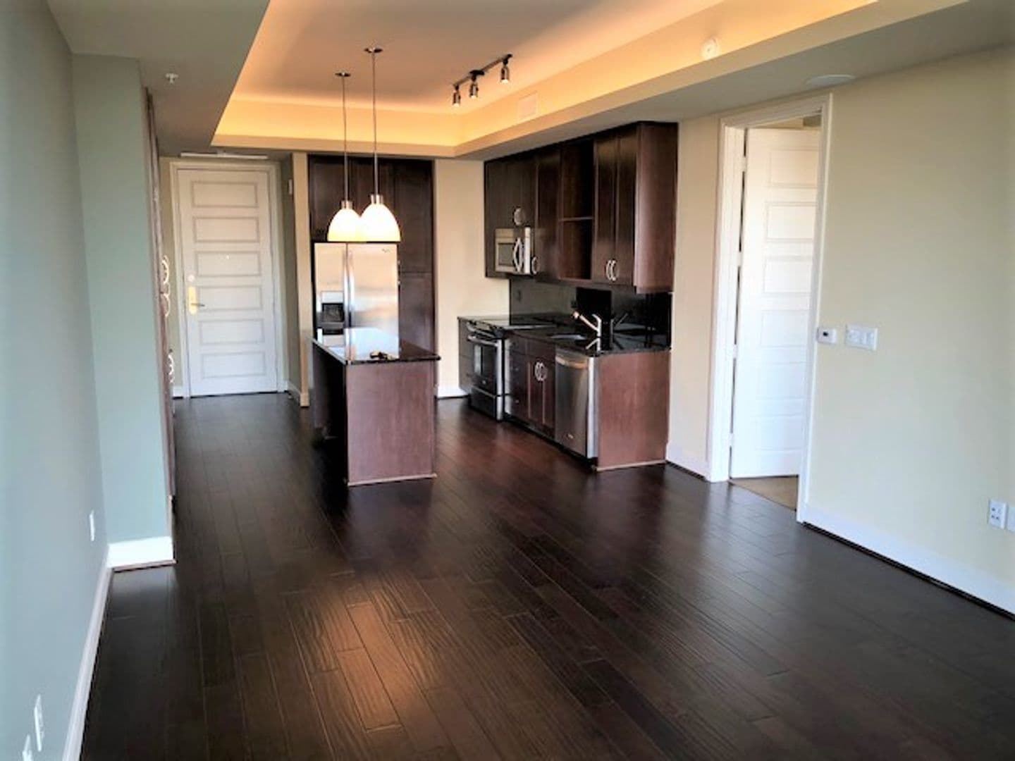 Austin Apartment: 214 Barton Springs Rd.