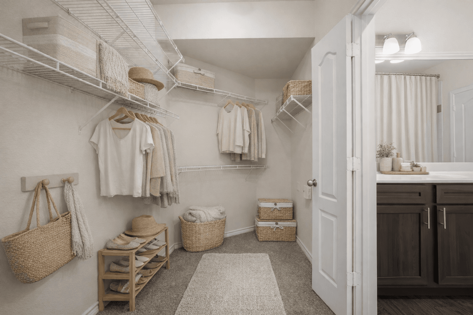 Austin Apartment: 501 E. Stassney Ln