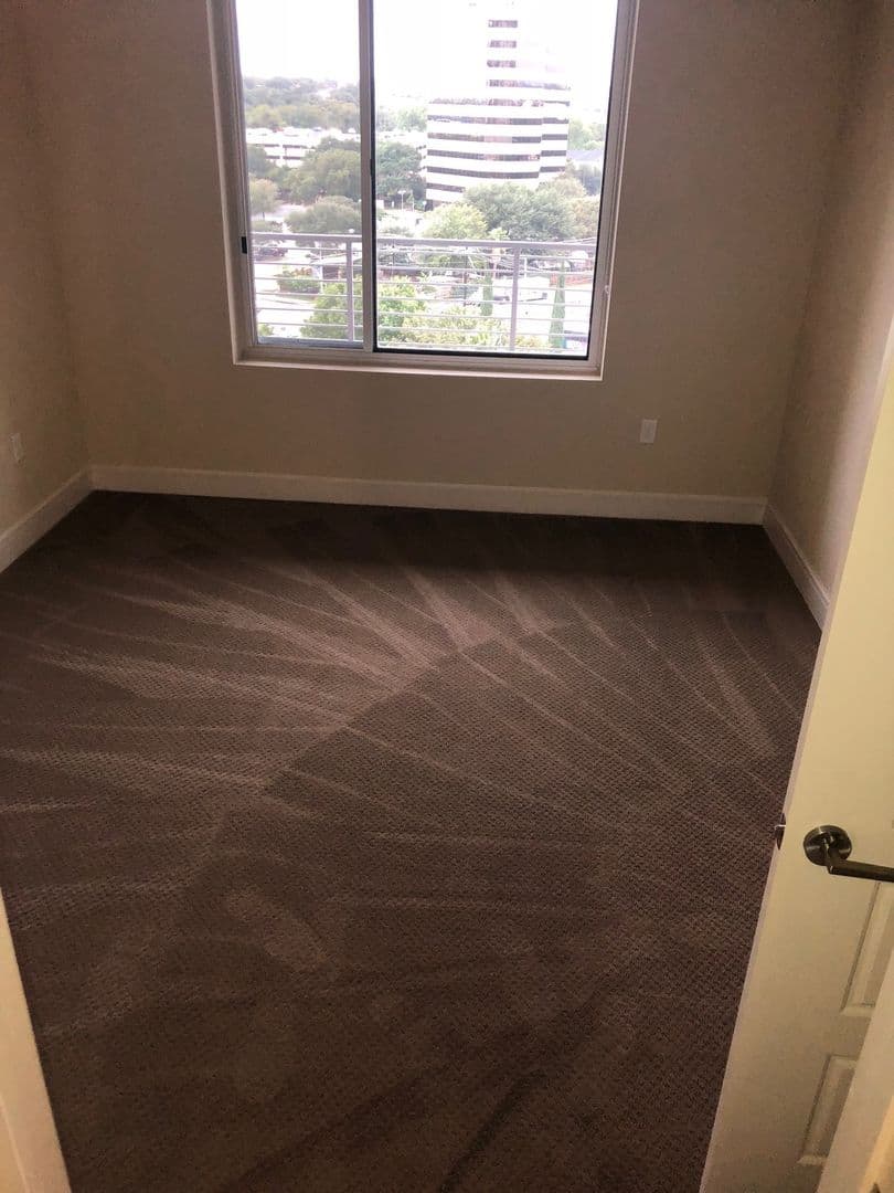 Austin Apartment: 214 Barton Springs Rd.