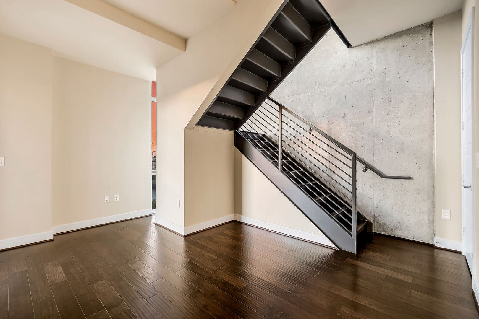 Austin Apartment: 214 Barton Springs Rd.
