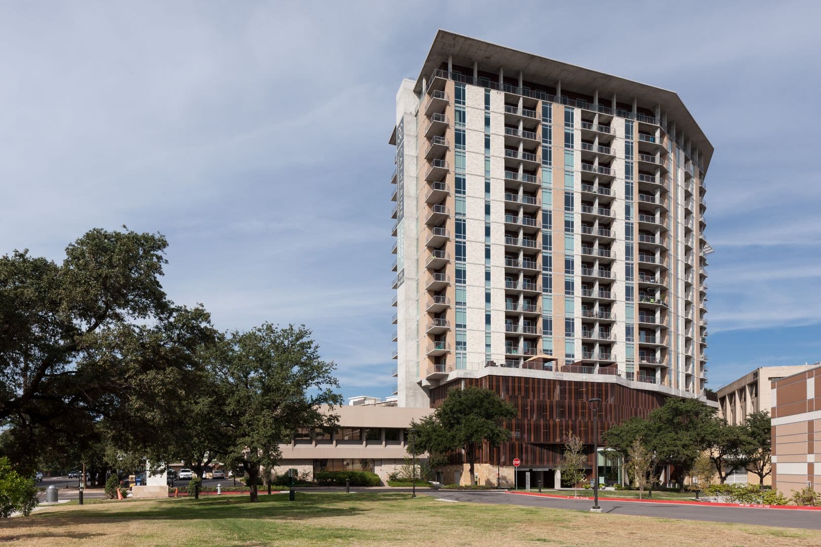 Austin Apartment: 214 Barton Springs Rd.