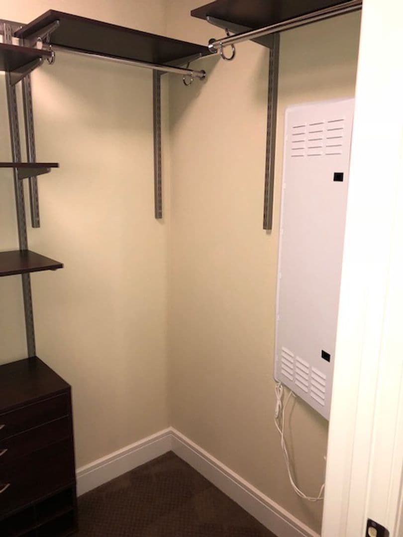 Austin Apartment: 214 Barton Springs Rd.
