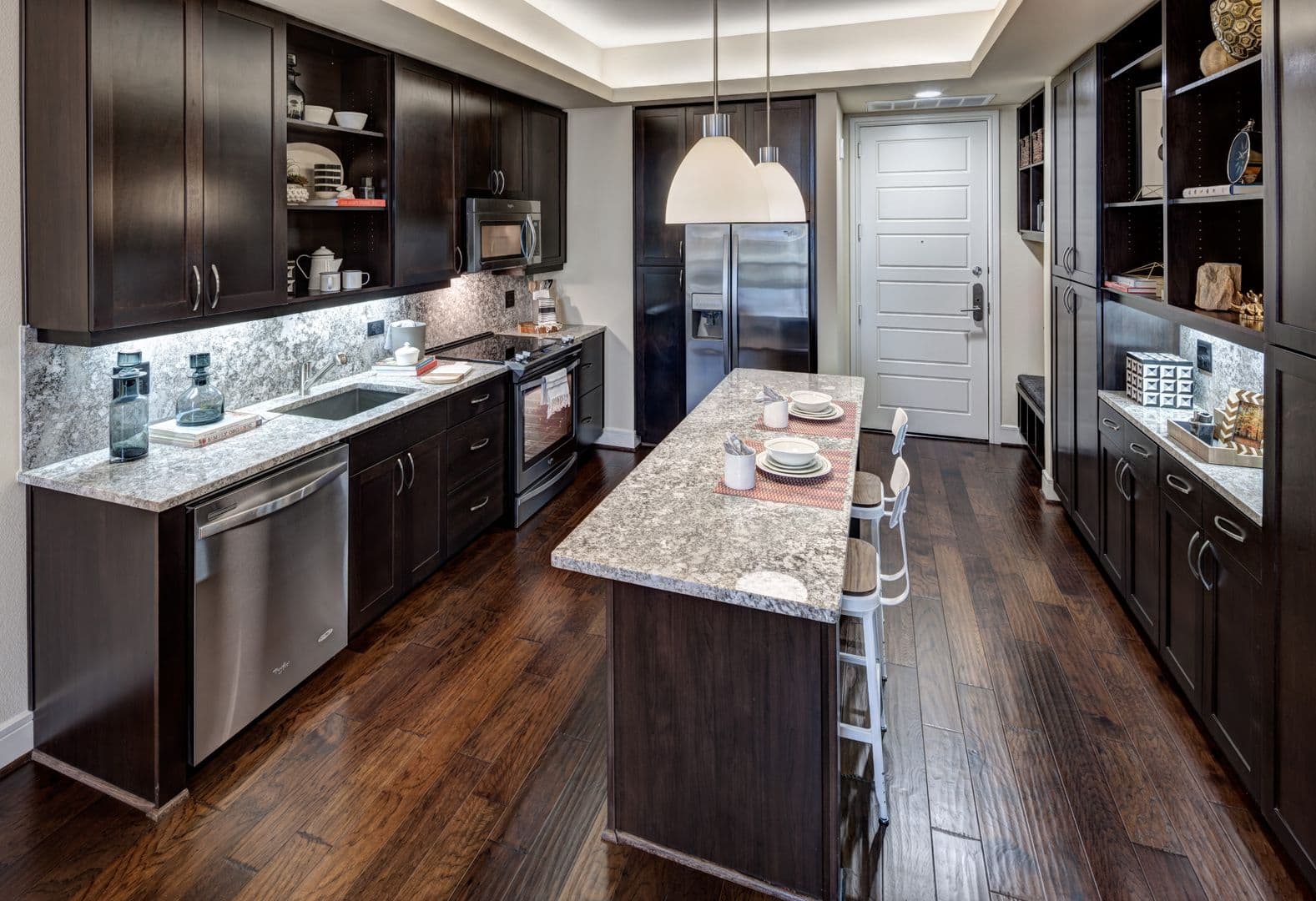 Austin Apartment: 214 Barton Springs Rd.