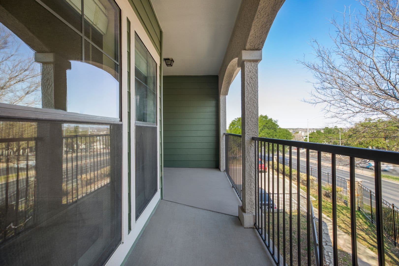 Austin Apartment: 501 E. Stassney Ln