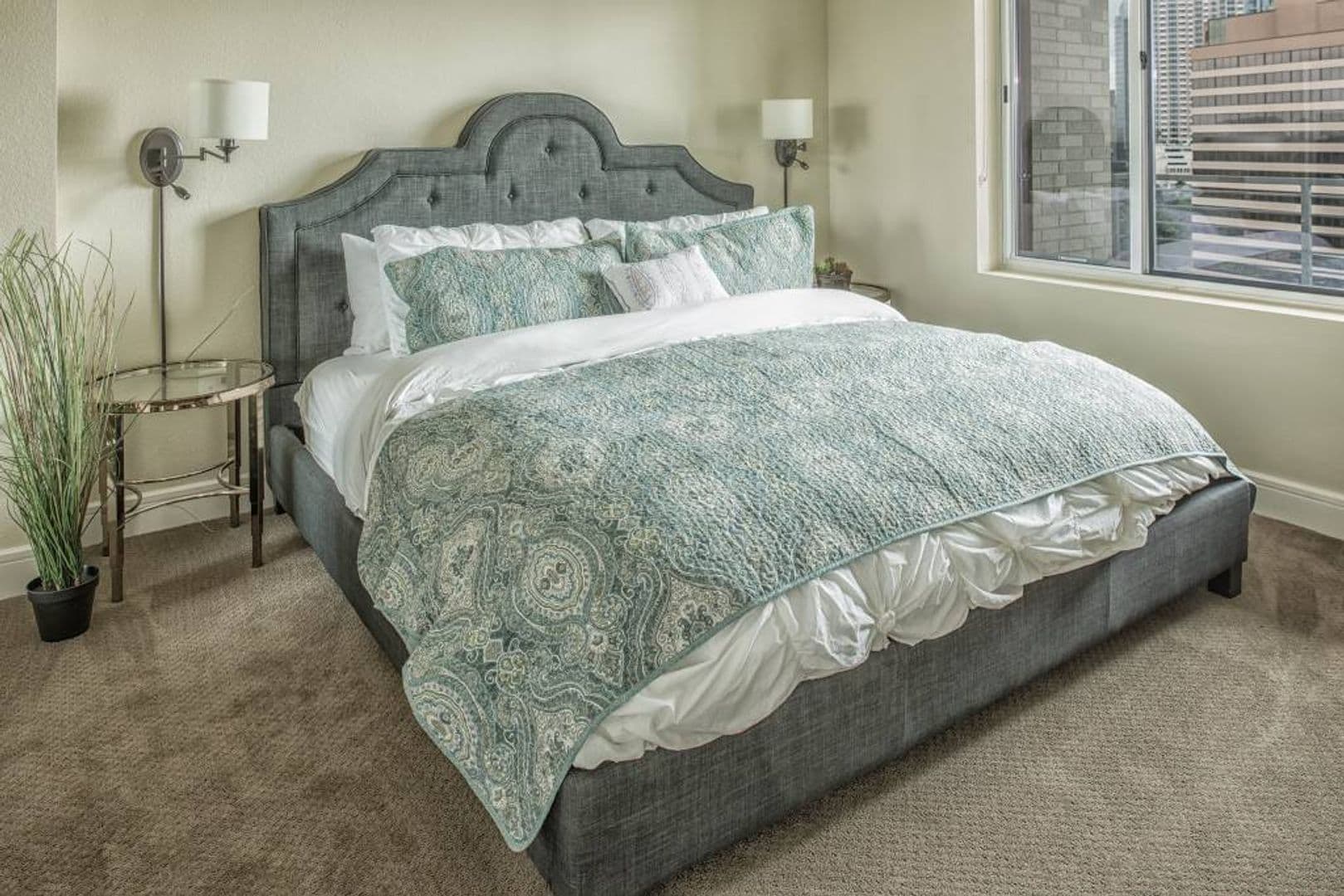 Austin Apartment: 214 Barton Springs Rd.