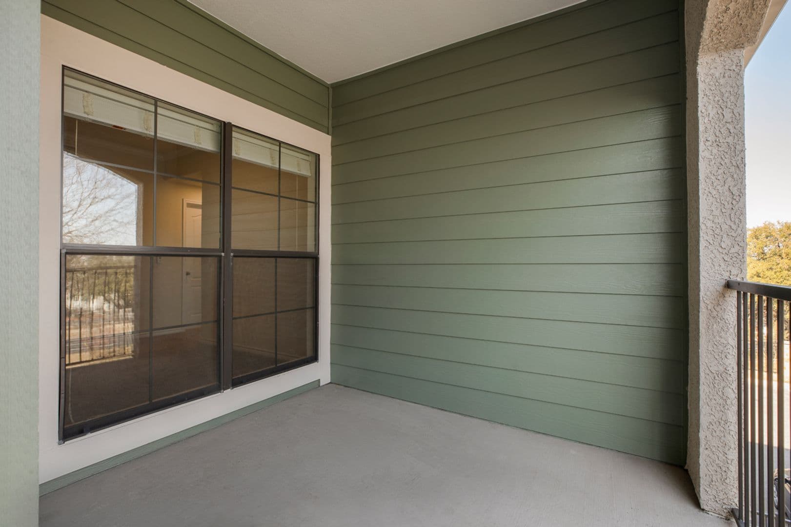 Austin Apartment: 501 E. Stassney Ln