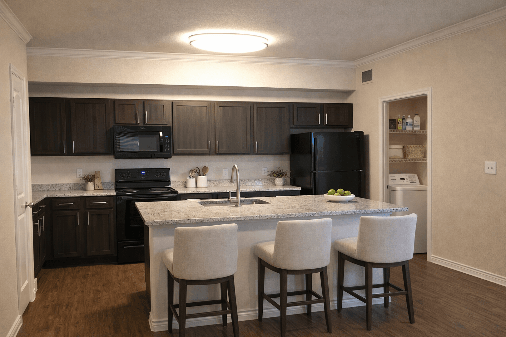 Austin Apartment: 501 E. Stassney Ln