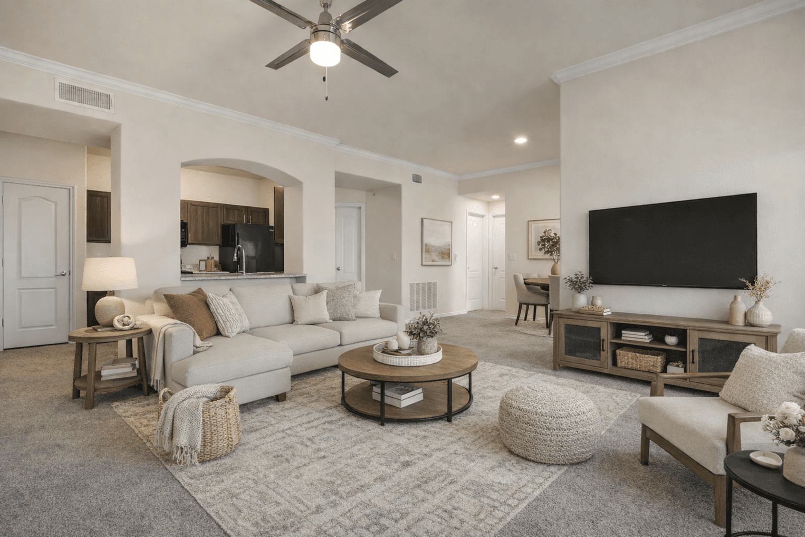 Austin Apartment: 501 E. Stassney Ln