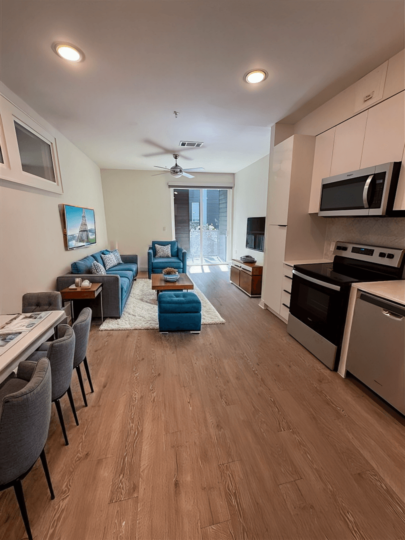 Austin Apartment: 1301 W Koenig Ln.