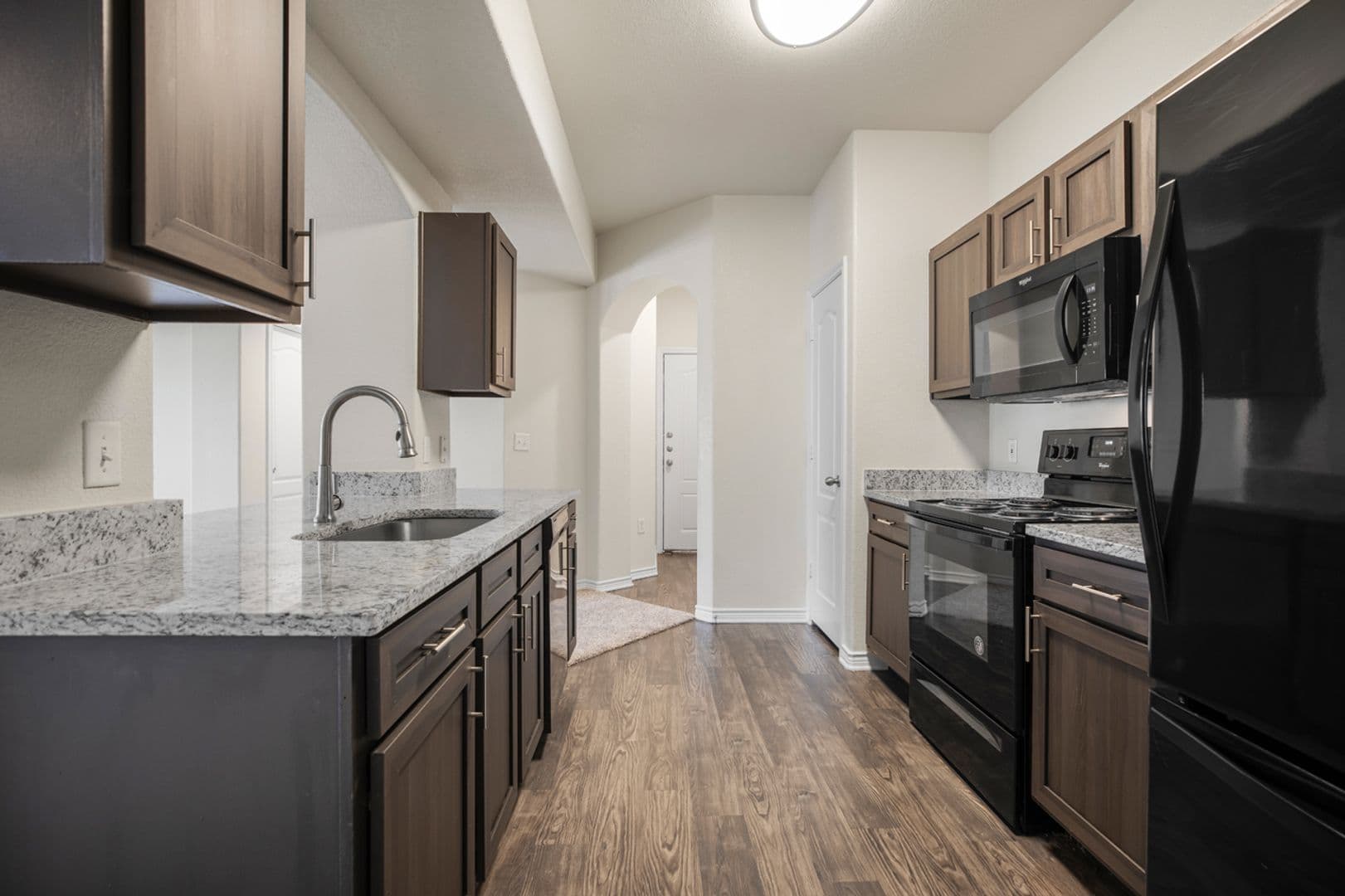 Austin Apartment: 501 E. Stassney Ln