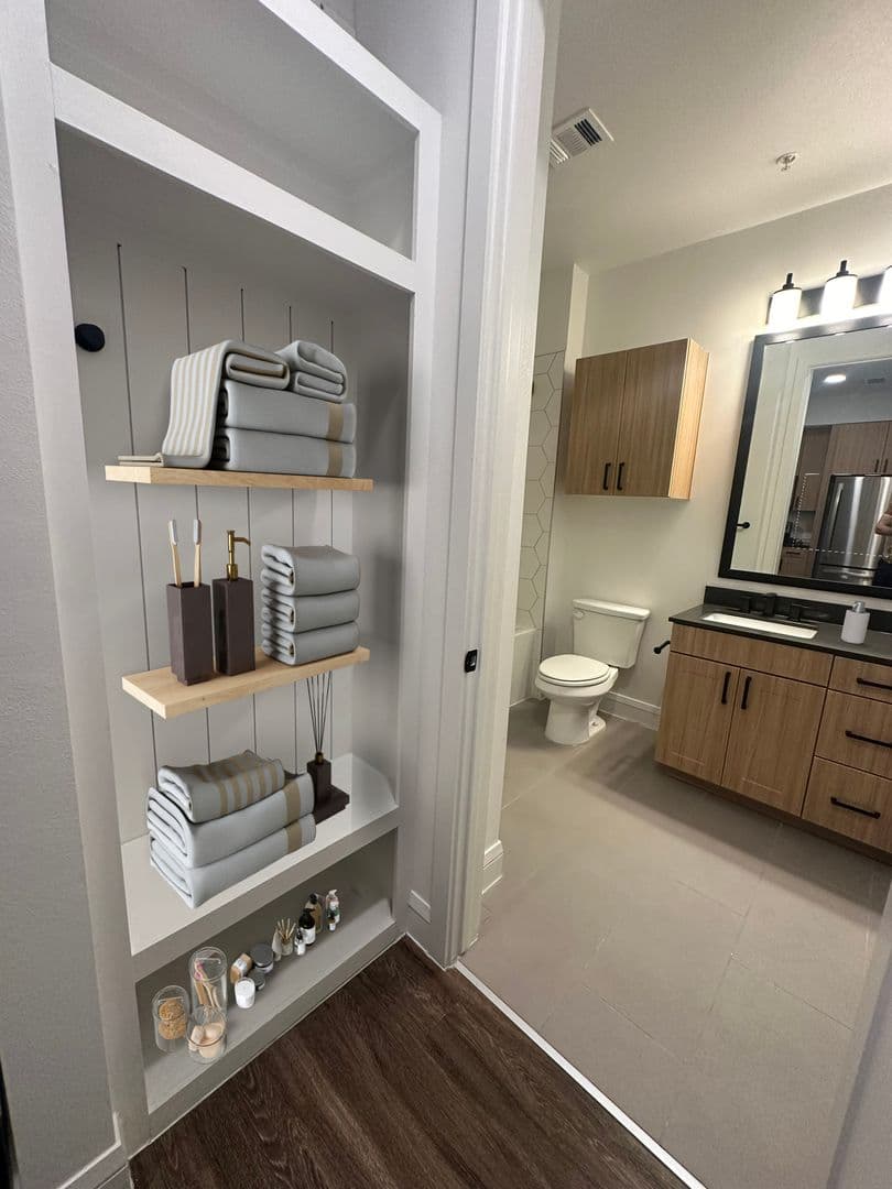 Austin Apartment: 3403 Harmon Ave