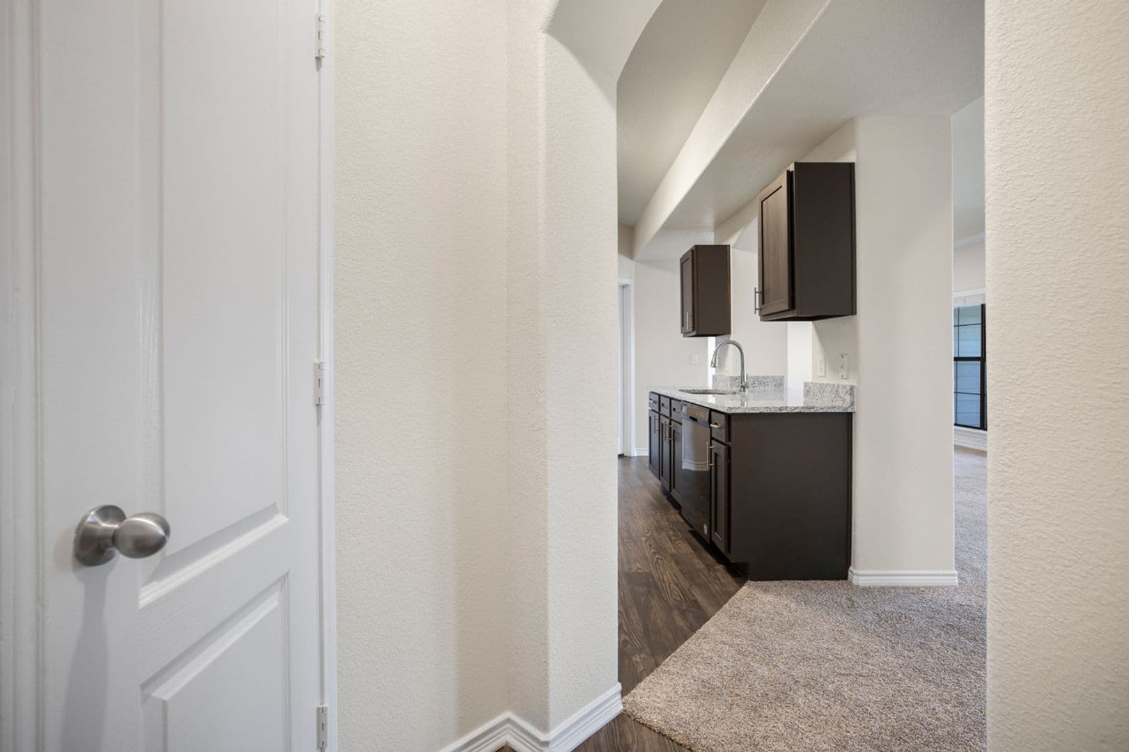 Austin Apartment: 501 E. Stassney Ln