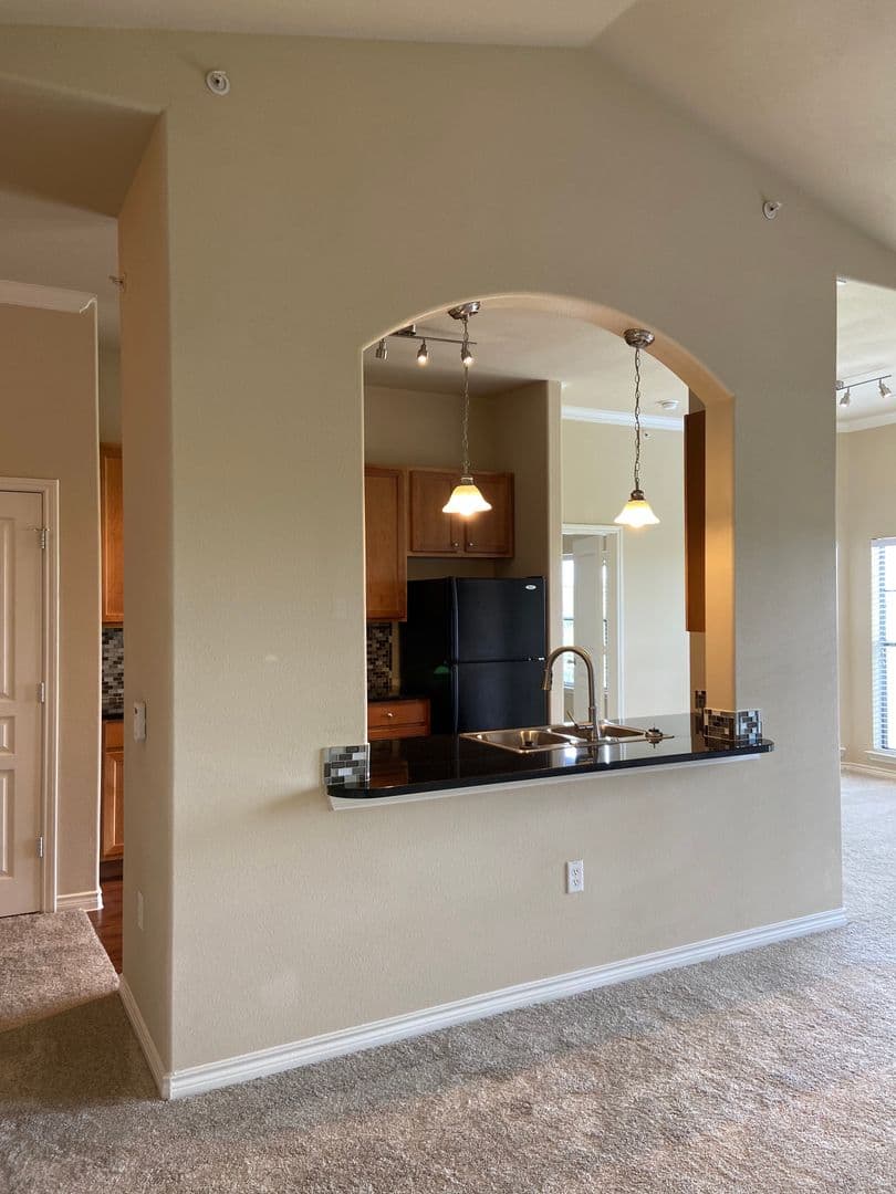 Austin Apartment: 12601 Bee Cave Pkwy