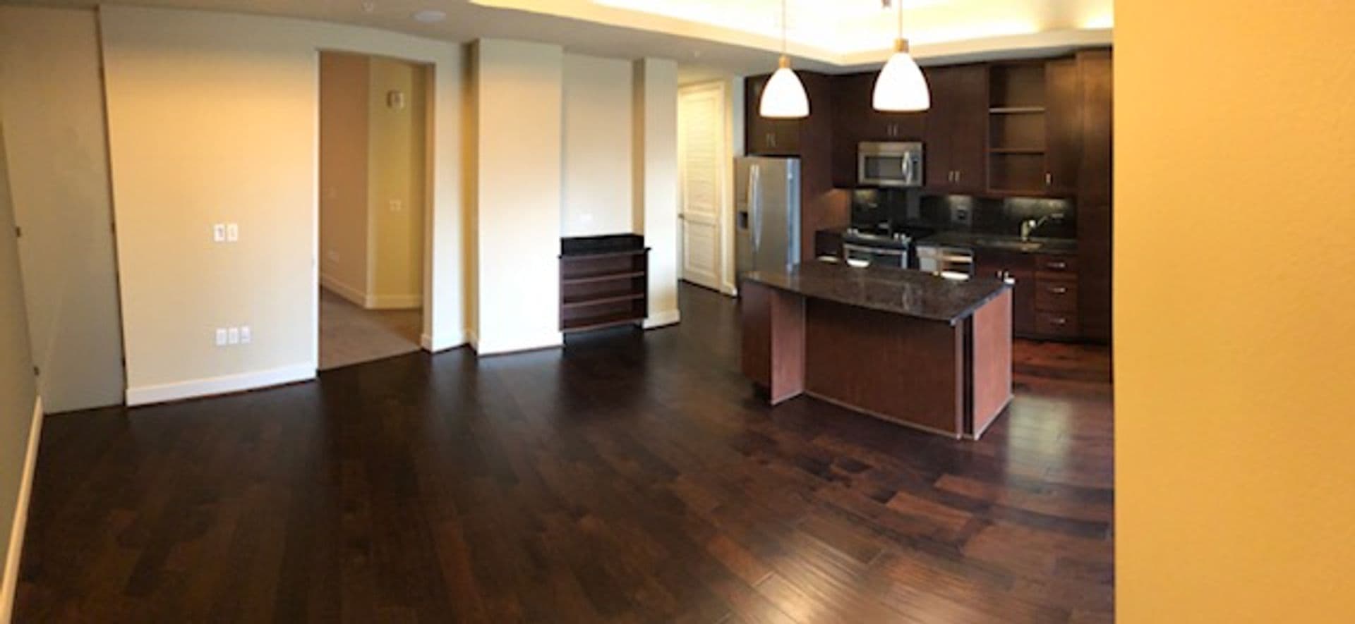 Austin Apartment: 214 Barton Springs Rd.