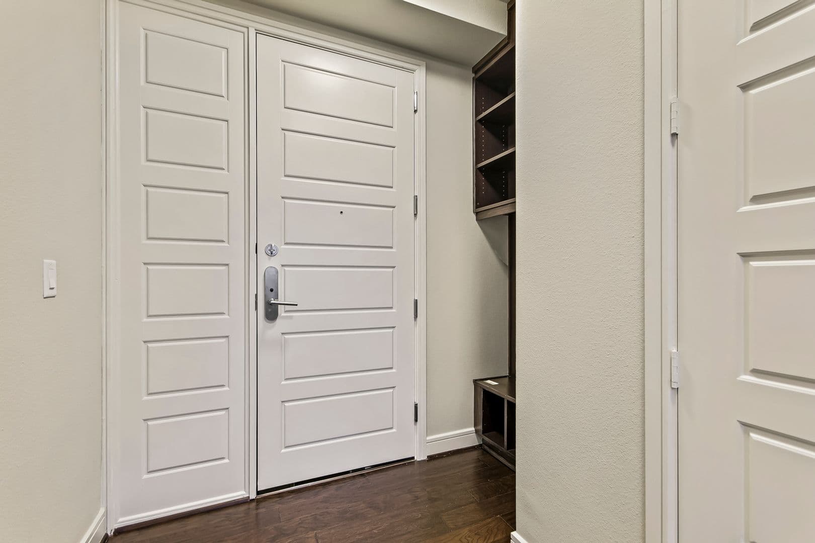 Austin Apartment: 214 Barton Springs Rd.