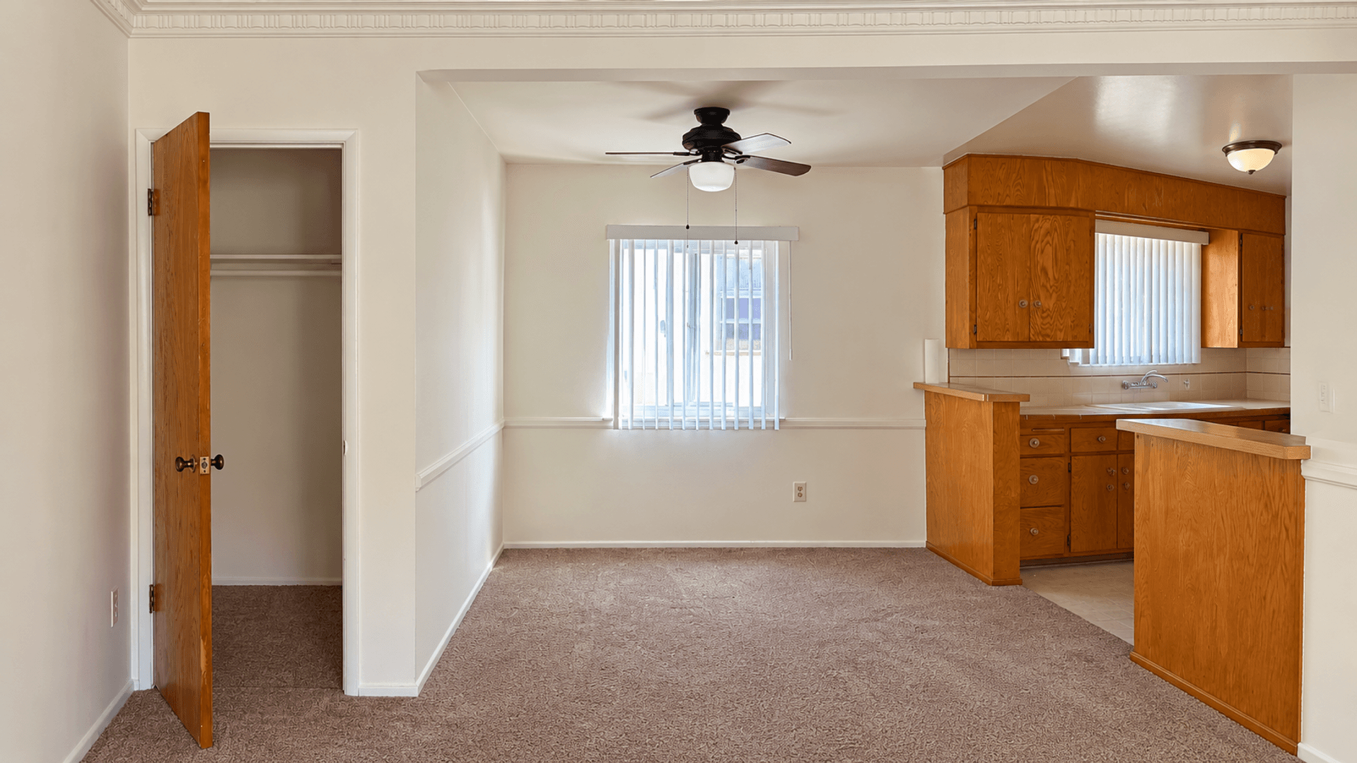 Los Angeles Apartment: 8211 Blackburn Ave
