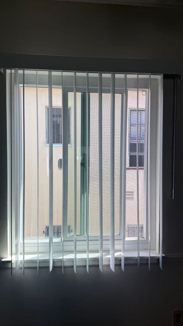 Los Angeles Apartment: 8211 Blackburn Ave