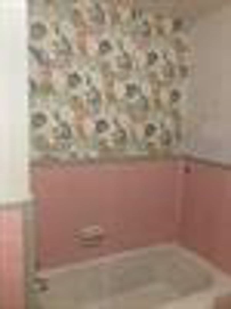 Waco House: 2408 Lake Air Dr