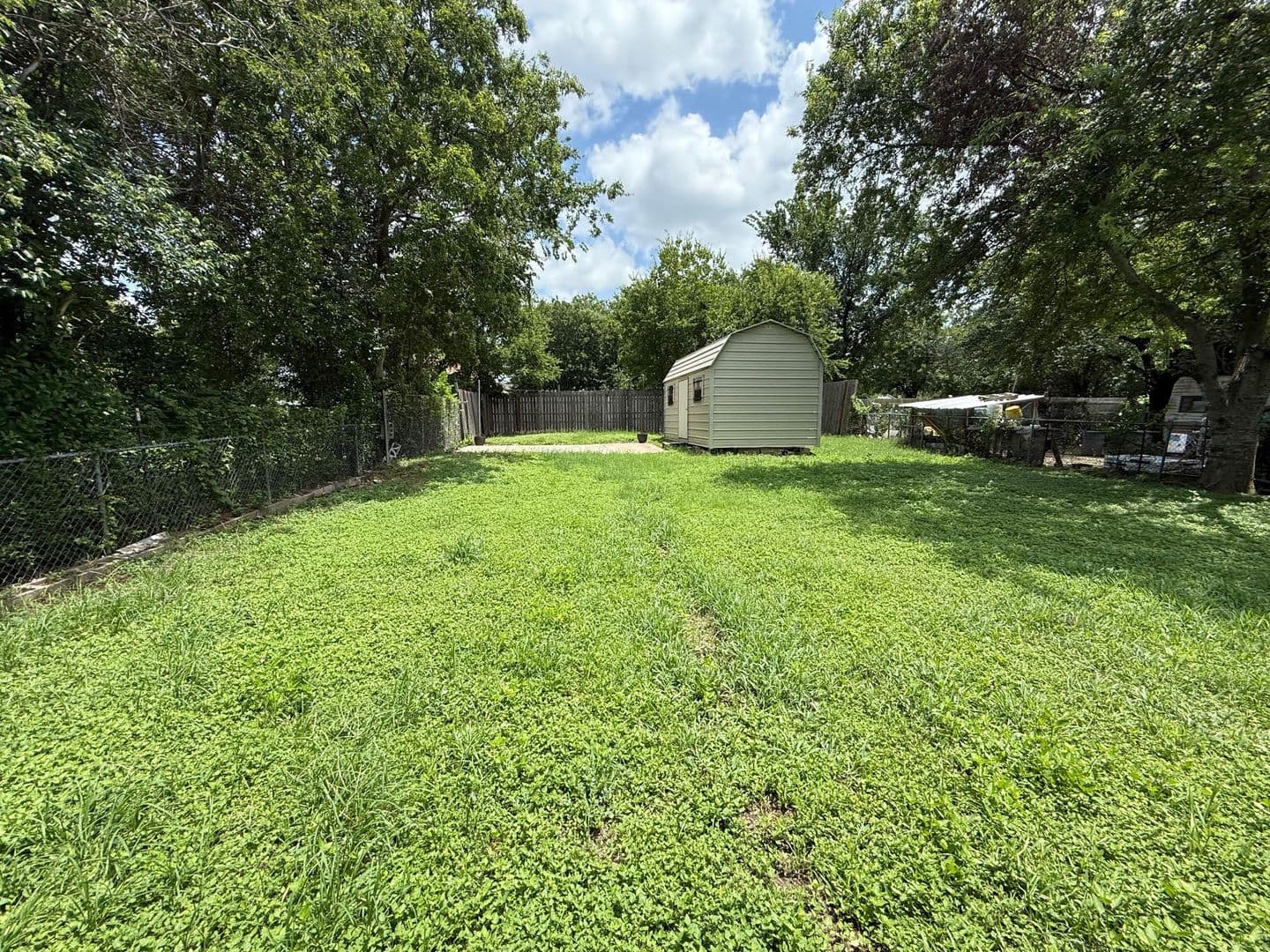 Waco House: 2202 Burnett Ave