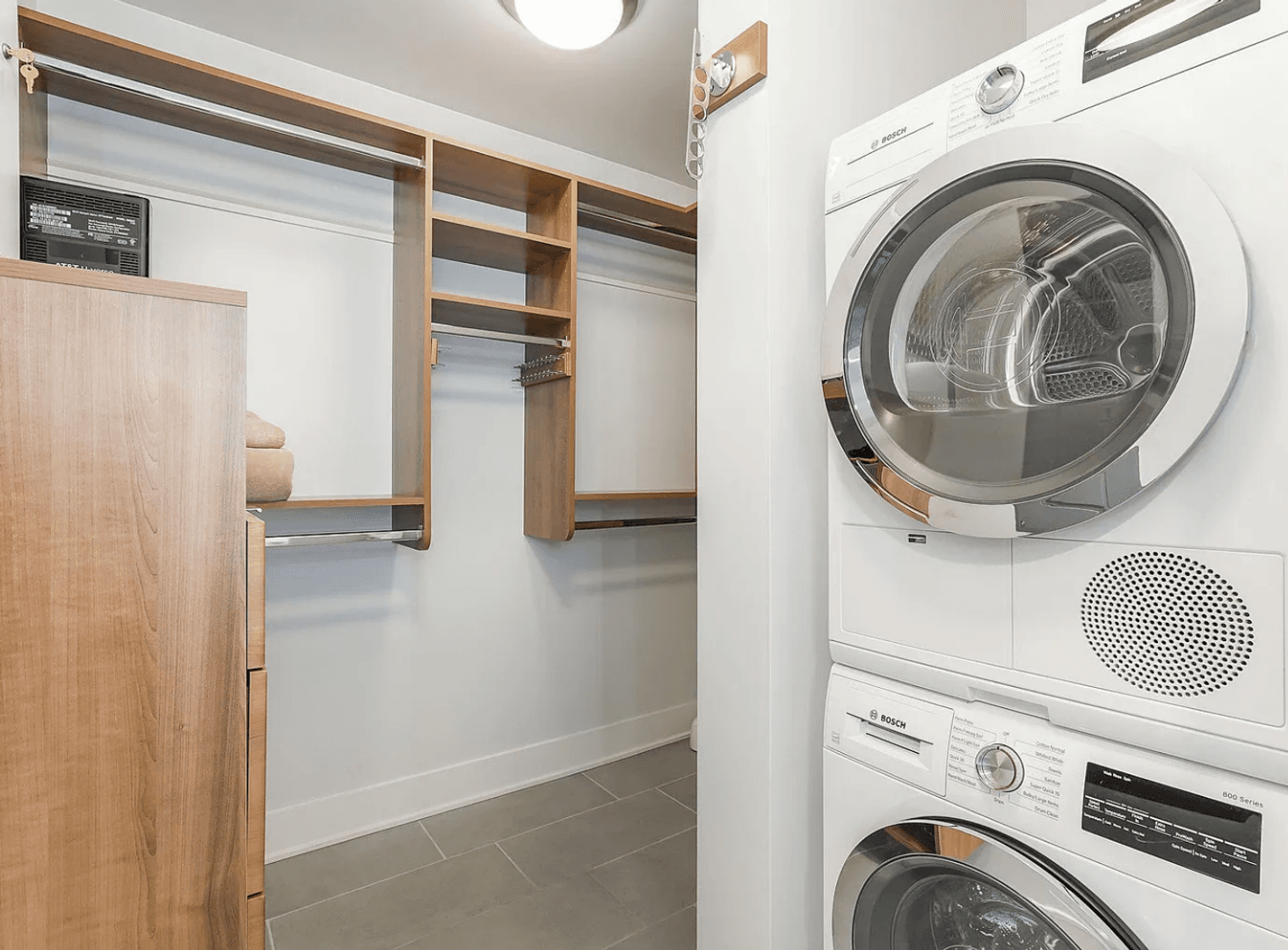 Grand Rapids Apartment: 820 Monroe Ave NW Ste 175