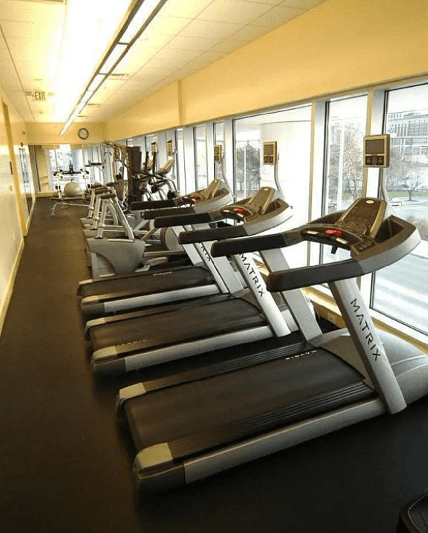 Grand Rapids Apartment: 820 Monroe Ave NW Ste 175