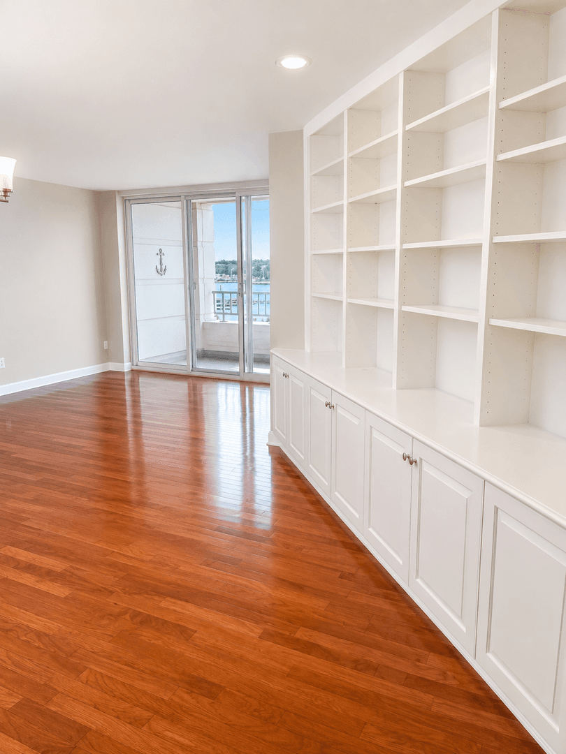 Grand Rapids Apartment: 820 Monroe Ave NW Ste 175