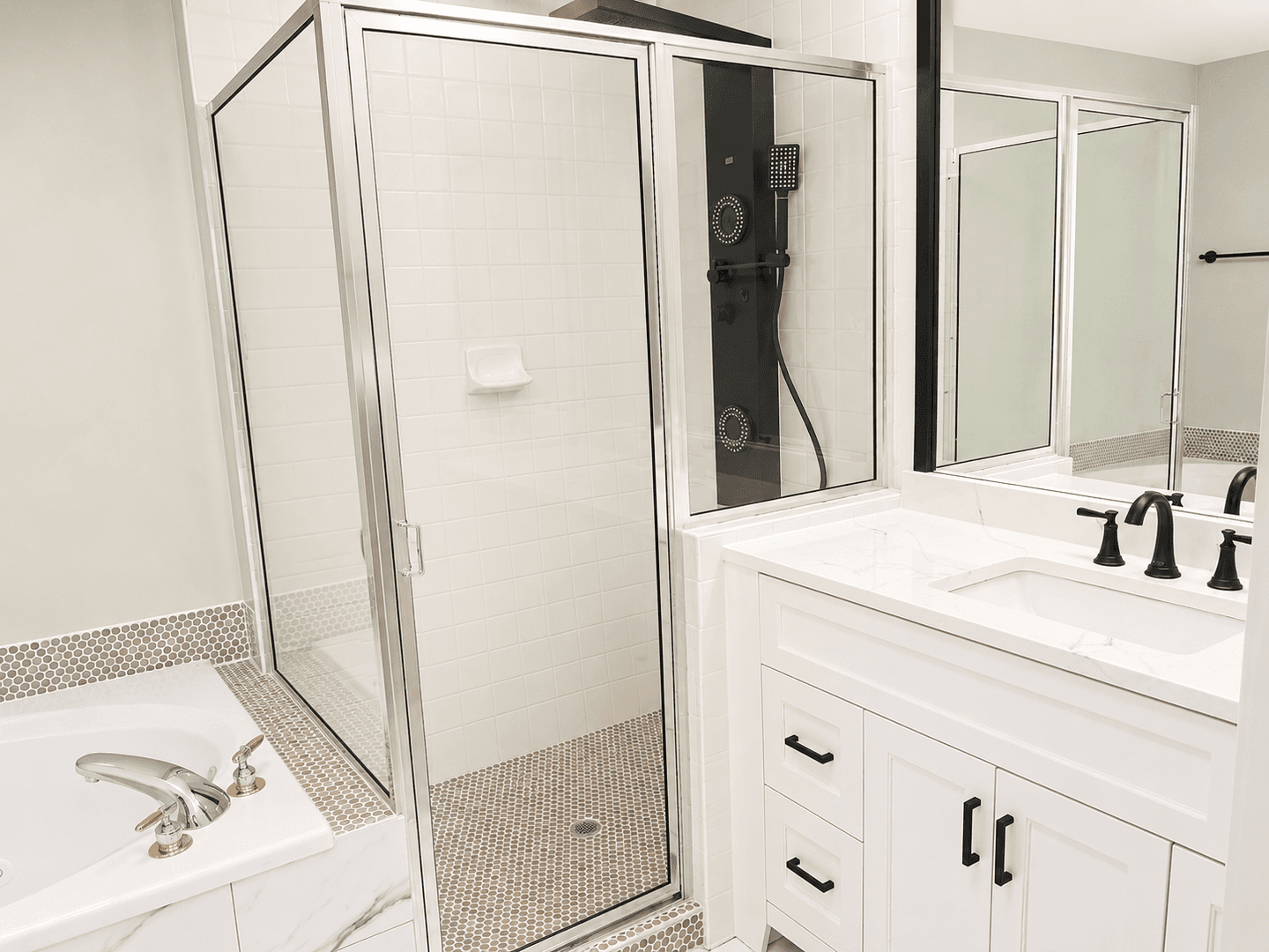 Grand Rapids Apartment: 820 Monroe Ave NW Ste 175